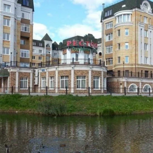 Озерные аркады